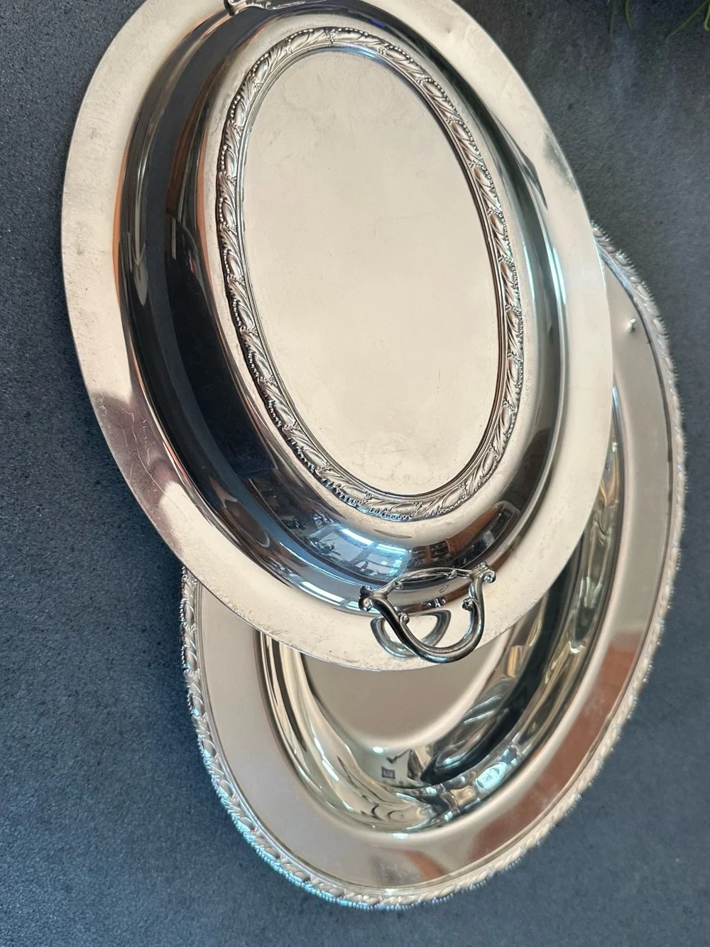 Polished Silver Oval Serving Platter with Rope-Edge and Side Handles